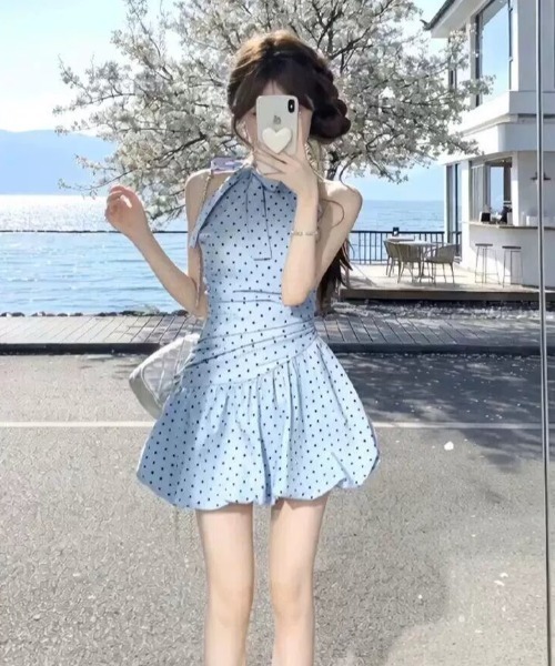 Sibra(シブラ)の「ドット柄リボンネックバルーンミニワンピース(ワンピース・レディース・ブルー・M)」の1枚目の写真