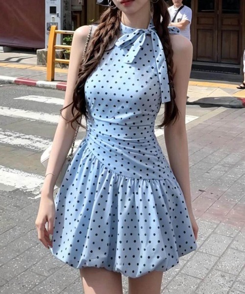 Sibra(シブラ)の「ドット柄リボンネックバルーンミニワンピース(ワンピース・レディース・ブルー・M)」の13枚目の写真