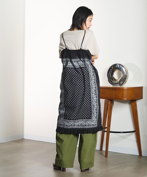 INDIA IS BEAUTIFUL(インディアイズビューティフル)の「【ROSE BUD別注】INDIA IS BEAUTIFUL/BLACK BANDANA DRESS(ワンピース・レディース・ブラック・ONE SIZE)」の4枚目の写真