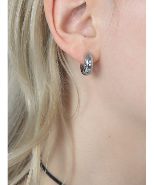 Bilan(ビラン)の「( 金属アレルギー軽減 サージカルステンレス ) ステラワンタッチフープピアス / 【BILAN】 Stella One Touch Hoop Pierce(ピアス(両耳用)・レディース・ゴールド/シルバー・FREE)」の14枚目の写真
