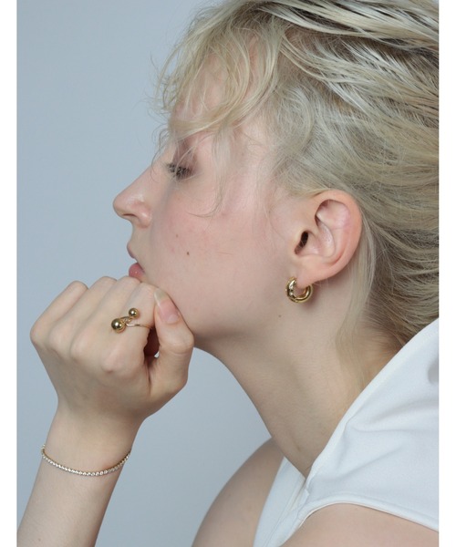 Bilan(ビラン)の「( 金属アレルギー軽減 サージカルステンレス ) ステラワンタッチフープピアス / 【BILAN】 Stella One Touch Hoop Pierce(ピアス(両耳用)・レディース・ゴールド/シルバー・FREE)」の21枚目の写真