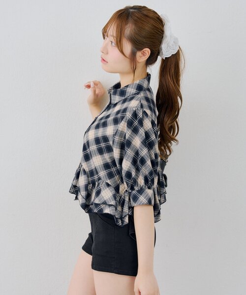 Another Branch olive des olive(アナザーブランチオリーブデオリーブ)の「裾フリルペプラムブラウス(シャツ/ブラウス・レディース・ホワイト系その他/ブラック系その他/ブラウン/ネイビー・FREE)」の13枚目の写真