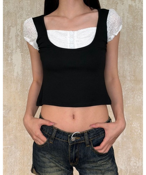 FUNdaysion(ファンデイション)の「レイヤード風スクエアネックトップス(Tシャツ/カットソー・レディース・ブラック・M)」の6枚目の写真