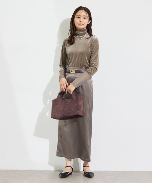 INDIVI(インディヴィ)の「【レイヤード/袖口シアー/日本製】ベロアジャージトップス(Tシャツ/カットソー・レディース・ブラック/ブラウン系/アイボリー・34/19/15 /13/05/38)」の14枚目の写真