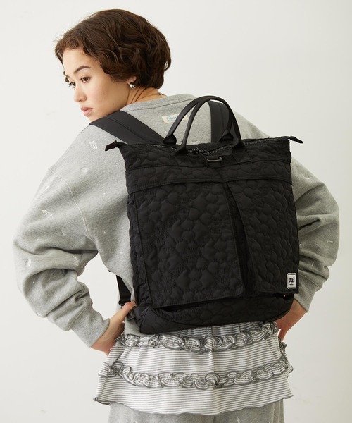 MILKFED.（ミルクフェド）の「CHERRY QUILTED HELMET BAG（ショルダーバッグ・レディース・ブラック/ベージュ/オリーブ・ONE SIZE）」の4枚目の写真