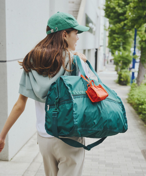 LeSportsac（レスポートサック）の「DELUXE LG WEEKENDER エデングリーン（ボストンバッグ・レディース・グリーン・FREE）」の5枚目の写真