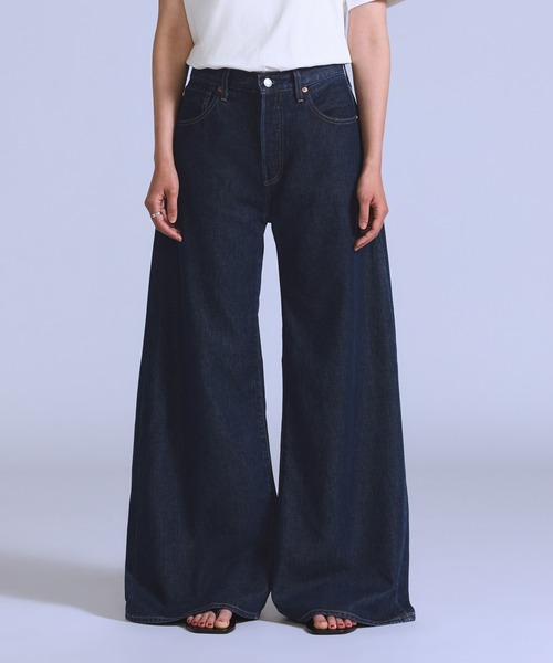 Levi's(リーバイス)の「Levi's/リーバイス BLUETAB(TM) MAX LOOSE 5ポケットジーンズ(デニムパンツ・レディース・ダークインディゴブルー・26inch/27inch/28inch/23inch/24inch/25inch)」の1枚目の写真
