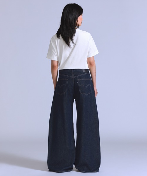 Levi's(リーバイス)の「Levi's/リーバイス BLUETAB(TM) MAX LOOSE 5ポケットジーンズ(デニムパンツ・レディース・ダークインディゴブルー・26inch/27inch/28inch/23inch/24inch/25inch)」の4枚目の写真