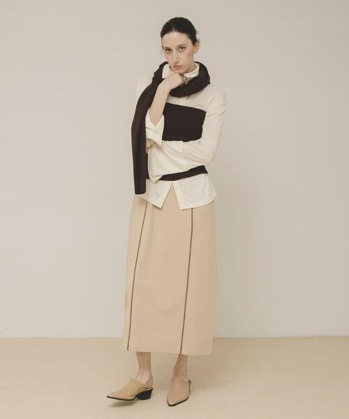 LAATO(ラート)の「cut cardigan(カーディガン/ボレロ・レディース・ブラック/アイボリー・FREE)」の1枚目の写真