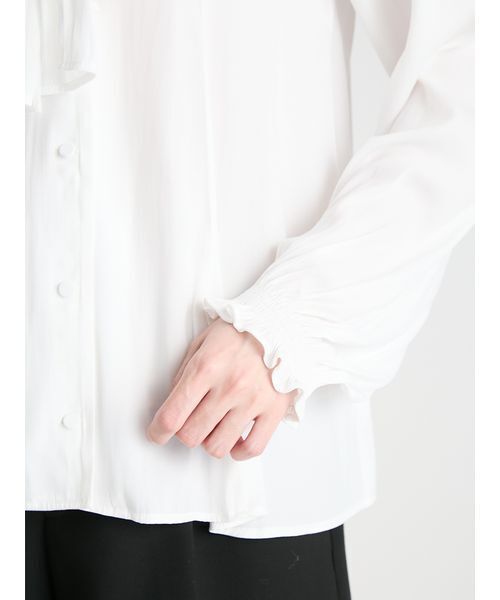 CELFORD(セルフォード)の「ラッフルフリルブラウス(シャツ/ブラウス・レディース・ブルー/ピンク/オフホワイト・F)」の8枚目の写真