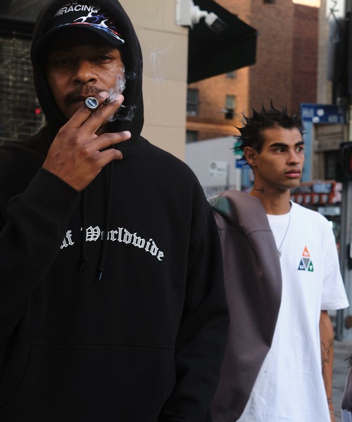 HUF(ハフ)の「OLYMPIA HOODIE(パーカー・メンズ・アッシュグレー/ブラック・XXL/XL/L/M/S)」の4枚目の写真