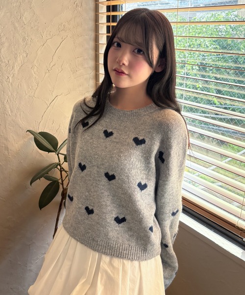 WEGO(ウィゴー)の「WEGO/【26年秋冬新作】ハートパターンニット(ニット/セーター・レディース・グレー/アイボリー・FREE)」の2枚目の写真