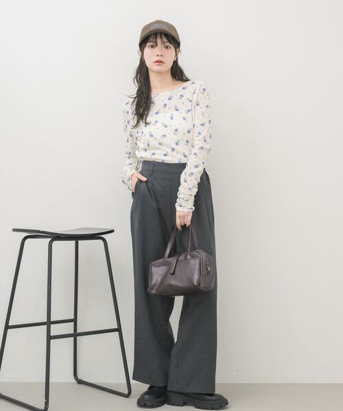 RETRO GIRL（レトロガール）の「袖シャーリングベロアカットソー（Tシャツ/カットソー・レディース・ベージュ/グリーン/ホワイト系その他・FREE）」の9枚目の写真