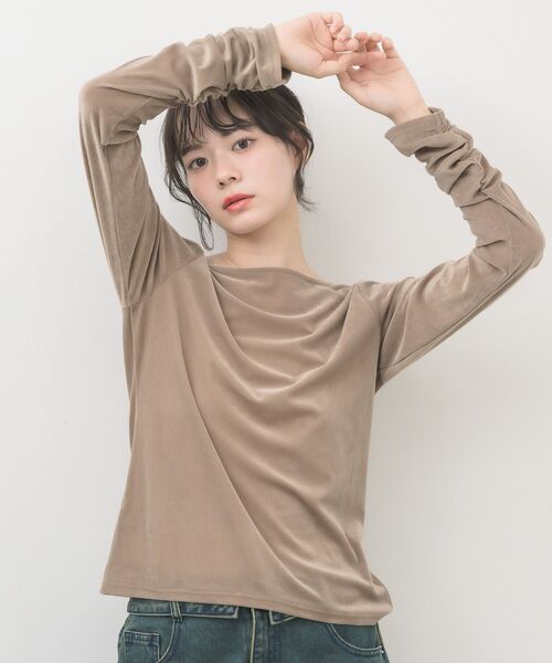 RETRO GIRL（レトロガール）の「袖シャーリングベロアカットソー（Tシャツ/カットソー・レディース・ベージュ/グリーン/ホワイト系その他・FREE）」の18枚目の写真