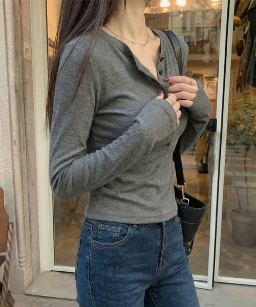 ReRe(リリ)の「ヘンリーネックフィット長袖カットソー(Tシャツ/カットソー・レディース・グレー/オートミール/ホワイト/ブラック・LARGE/X-LARGE/MEDIUM)」の18枚目の写真