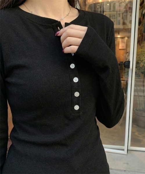 ReRe(リリ)の「ヘンリーネックフィット長袖カットソー(Tシャツ/カットソー・レディース・グレー/オートミール/ホワイト/ブラック・LARGE/X-LARGE/MEDIUM)」の10枚目の写真