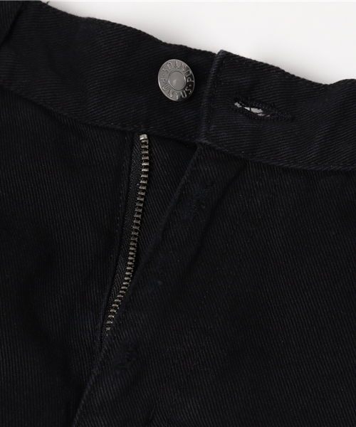 PUNYUS（プニュズ）の「クラッシュデニムショーパン（デニムパンツ・レディース・ライトインディゴブルー/インディゴブルー/ブラック・4/3/2/1）」の5枚目の写真