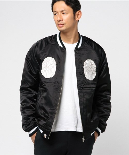 A BATHING APE（アベイシングエイプ）の「1ST CAMO REVERSIBLE