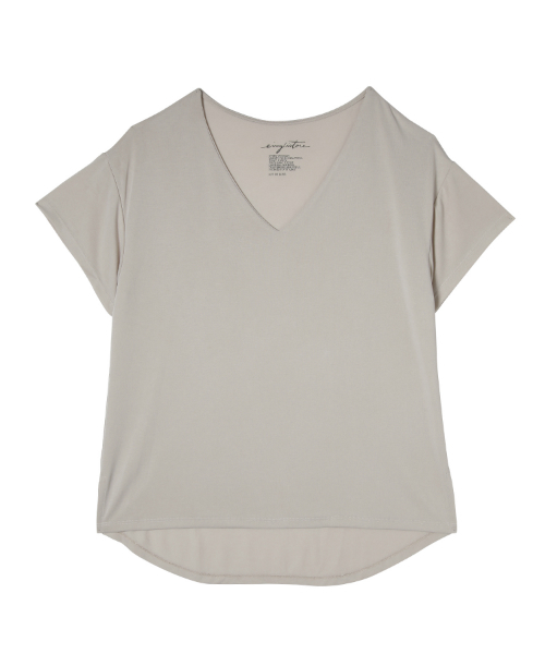 EIMY ISTOIRE(エイミーイストワール)の「ベーシックVネックTシャツ(Tシャツ/カットソー・レディース・サックスブルー/ピンク/ベージュ/ホワイト/ブラック・FREE)」の4枚目の写真