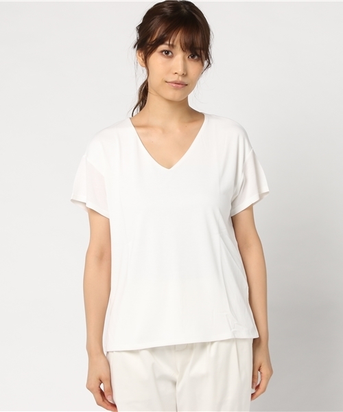EIMY ISTOIRE(エイミーイストワール)の「ベーシックVネックTシャツ(Tシャツ/カットソー・レディース・サックスブルー/ピンク/ベージュ/ホワイト/ブラック・FREE)」の6枚目の写真