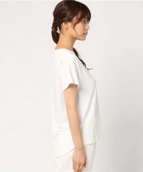 EIMY ISTOIRE(エイミーイストワール)の「ベーシックVネックTシャツ(Tシャツ/カットソー・レディース・サックスブルー/ピンク/ベージュ/ホワイト/ブラック・FREE)」の7枚目の写真