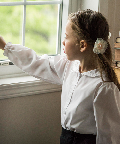 Catherine Cottage（キャサリンコテージ）の「日本製フォーマル長袖ブラウス（シャツ/ブラウス・キッズ・ホワイト系その他2/ホワイト系その他7/ホワイト系その他5/ホワイト系その他/ホワイト系その他4/ホワイト系その他6/ホワイト系その他3/ホワイト系8・100/120/110/130/140）」の5枚目の写真