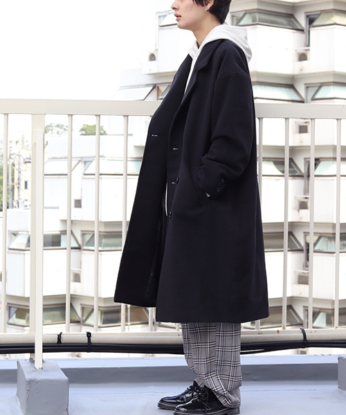 kutir（クティール）の「BIG Chester / ビッグ チェスター コート（チェスターコート・メンズ・チャコールグレー/ブラック/ダークブラウン・SMALL/MEDIUM/LARGE）」の11枚目の写真