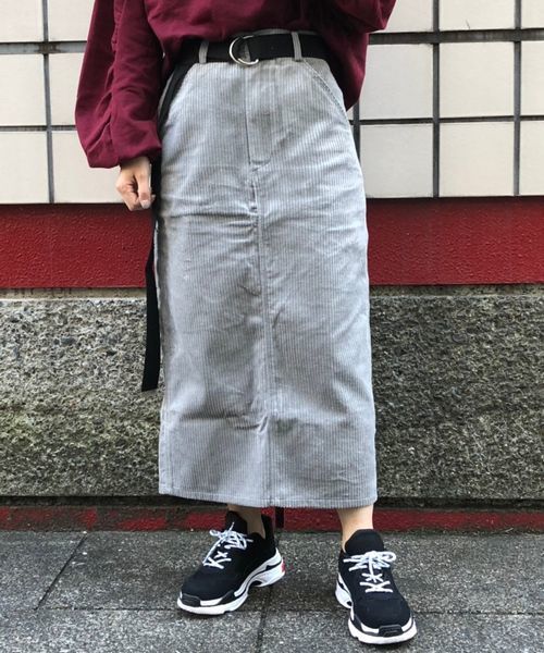 tiptop(ティップトップ)の「ベルト付ペインタータイトスカート(スカート・レディース・グレー/グレイッシュベージュ/ブルー/ブラック/ベージュ/ネイビー・FREE)」の3枚目の写真