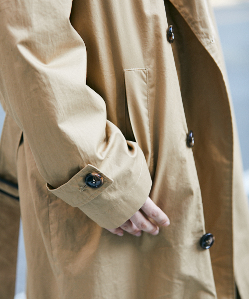 kutir（クティール）の「【ウルトラオーバーシルエット】オーバートレンチコート（トレンチコート・メンズ・ベージュ/カーキ/ブラック/ダークベージュ・SMALL/MEDIUM/LARGE）」の17枚目の写真