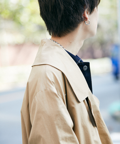 kutir（クティール）の「【ウルトラオーバーシルエット】オーバートレンチコート（トレンチコート・メンズ・ベージュ/カーキ/ブラック/ダークベージュ・SMALL/MEDIUM/LARGE）」の15枚目の写真