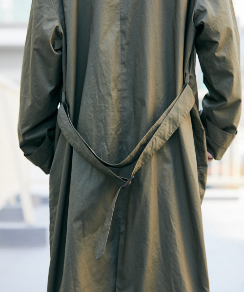 kutir（クティール）の「【ウルトラオーバーシルエット】オーバートレンチコート（トレンチコート・メンズ・ベージュ/カーキ/ブラック/ダークベージュ・SMALL/MEDIUM/LARGE）」の20枚目の写真