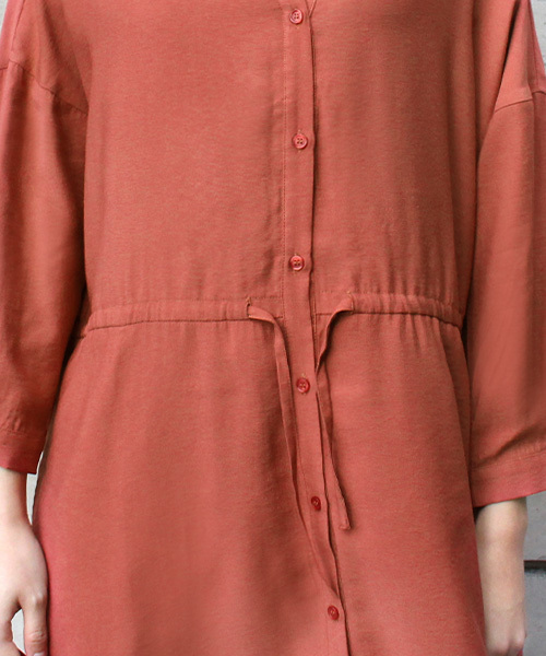 RANDA（ランダ）の「リラックスシャツワンピース（シャツワンピース・レディース・イエロー/オレンジ/クリーム・FREE）」の7枚目の写真