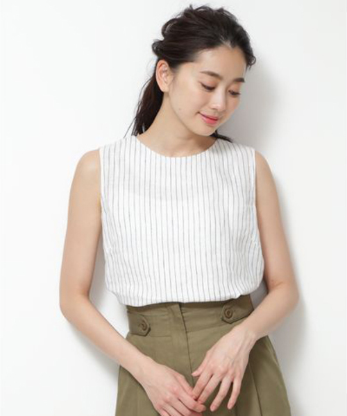 NATURAL BEAUTY BASIC（ナチュラルビューティーベーシック）の「[洗える]フレンチリネンノースリーブブラウス（シャツ/ブラウス・レディース・ブラウン/ブルー/ホワイト系その他・MEDIUM）」の2枚目の写真