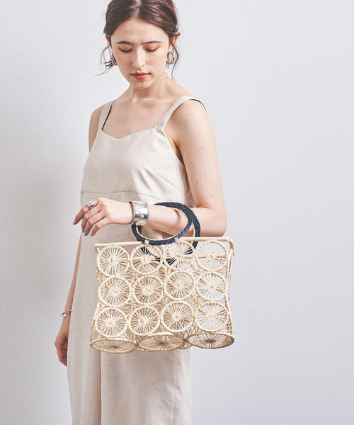 UNITED ARROWS(ユナイテッドアローズ)の「【別注】<GUADALUPE DESIGN(グアダルーペ デザイン)>SQUARE STRW バッグ ■■■◆<br>(かごバッグ・レディース・ナチュラル・FREE)」の1枚目の写真
