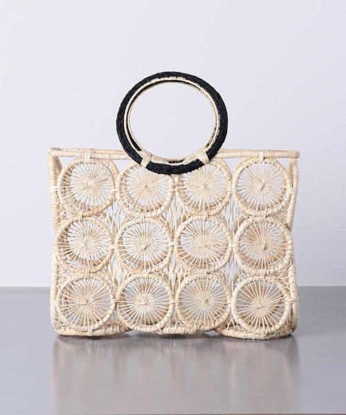UNITED ARROWS(ユナイテッドアローズ)の「【別注】<GUADALUPE DESIGN(グアダルーペ デザイン)>SQUARE STRW バッグ ■■■◆<br>(かごバッグ・レディース・ナチュラル・FREE)」の3枚目の写真