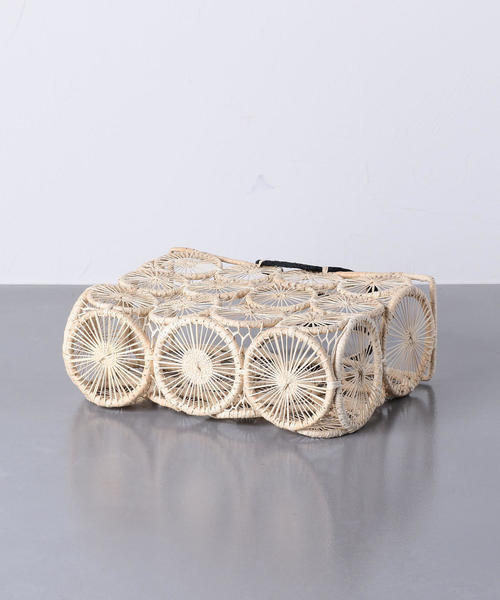 UNITED ARROWS(ユナイテッドアローズ)の「【別注】<GUADALUPE DESIGN(グアダルーペ デザイン)>SQUARE STRW バッグ ■■■◆<br>(かごバッグ・レディース・ナチュラル・FREE)」の7枚目の写真