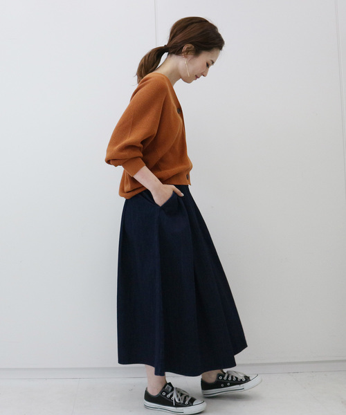 AMERICAN HOLIC（アメリカンホリック）の「Vネックドルマンニットカーディガン　＊（カーディガン/ボレロ・レディース・ネイビー/グリーン/アイボリー/モカ/テラコッタ・M/L）」の7枚目の写真