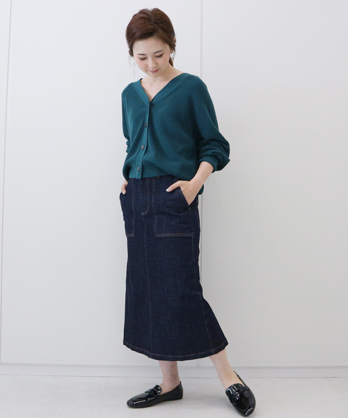 AMERICAN HOLIC（アメリカンホリック）の「Vネックドルマンニットカーディガン　＊（カーディガン/ボレロ・レディース・ネイビー/グリーン/アイボリー/モカ/テラコッタ・M/L）」の9枚目の写真