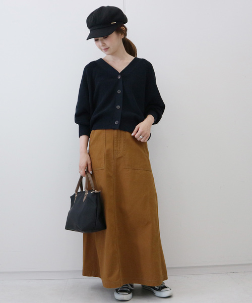 AMERICAN HOLIC（アメリカンホリック）の「Vネックドルマンニットカーディガン　＊（カーディガン/ボレロ・レディース・ネイビー/グリーン/アイボリー/モカ/テラコッタ・M/L）」の11枚目の写真