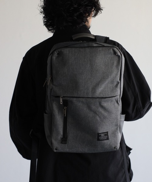 グッシオ ウォーモ GUSCIO UOMO スクエア型リュックサック A4/PC