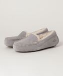 UGG(アグ)の「シューズ(モカシン/デッキシューズ)」