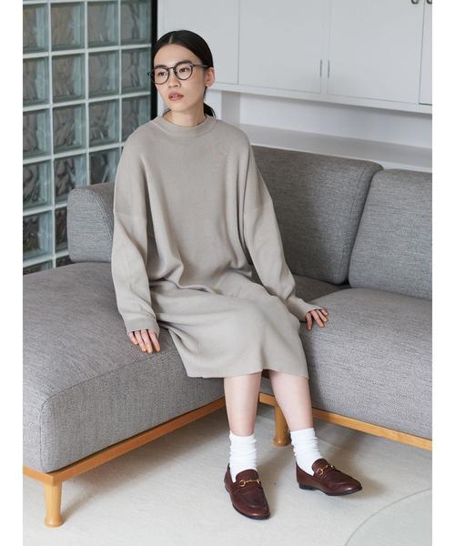 AMERICAN HOLIC(アメリカンホリック)の「ハイネック片畦ニットワンピース*(ワンピース・レディース・ベージュ/ネイビー/アイボリー・FREE)」の16枚目の写真