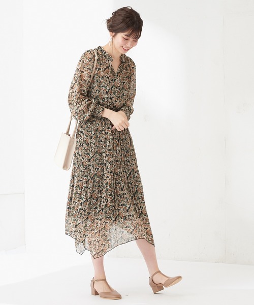 natural couture(ナチュラルクチュール)の「アシメプリーツプチハイフリルワンピース(ワンピース・レディース・ベージュ/サックスブルー/ピンク/その他1/その他2/その他3・FREE)」の6枚目の写真