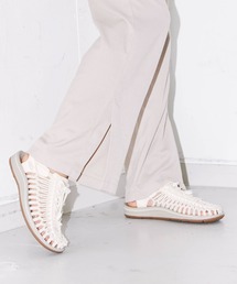 KEEN（キーン）の「KEEN UNEEK W (WHITE)（スニーカー）」