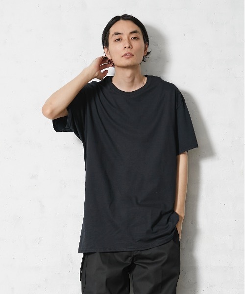 FRUIT OF THE LOOM（フルーツオブザルーム）の「【Fruit of the Loom/フルーツオブザルーム】Tシャツ 無地　ユニセックス クルーネック（Tシャツ/カットソー・メンズ・ホワイト/ブラック・SMALL/MEDIUM/LARGE/X-LARGE）」の11枚目の写真