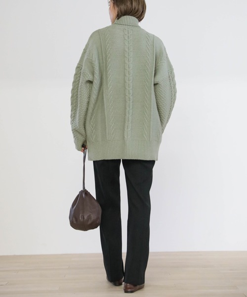 select MOCA（セレクトモカ）の「ランダムケーブルタートルニット（ニット/セーター・レディース・ブラック/パープル/アイボリー/ミント/ブラウン/ターメリック・FREE）」の13枚目の写真