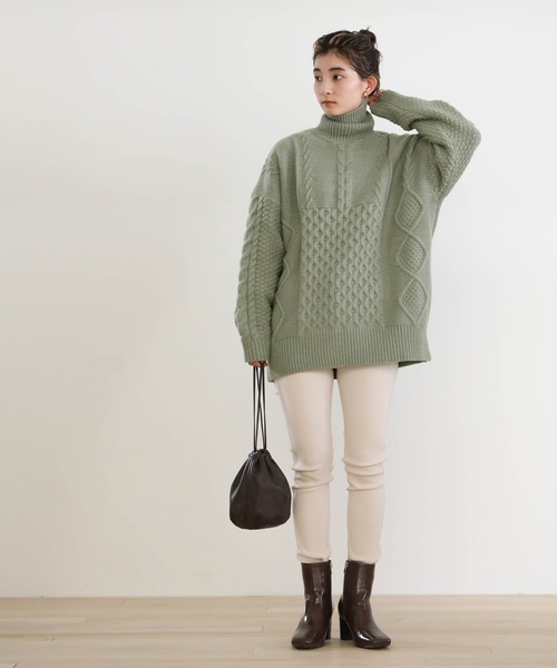 select MOCA（セレクトモカ）の「ランダムケーブルタートルニット（ニット/セーター・レディース・ブラック/パープル/アイボリー/ミント/ブラウン/ターメリック・FREE）」の19枚目の写真