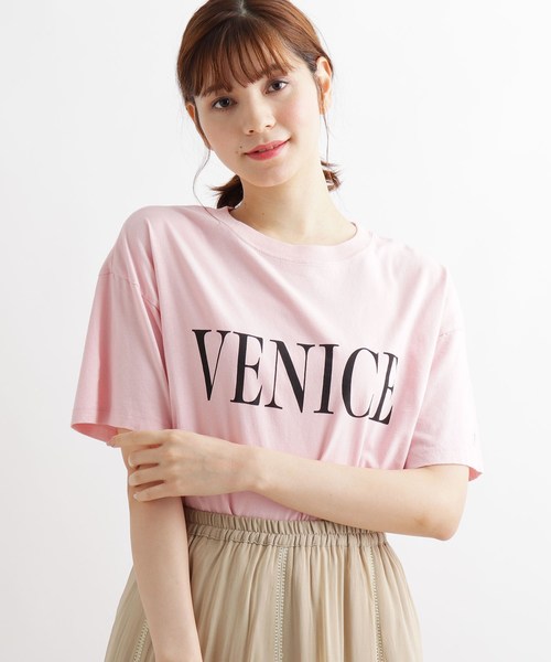 Champion（チャンピオン）の「【WEB限定カラーあり】championアソートロゴT（Tシャツ/カットソー・レディース・オフホワイト/ブラウン系/ワインレッド/ライトイエロー系8/ピンク系9/ブルー系7・02）」の6枚目の写真