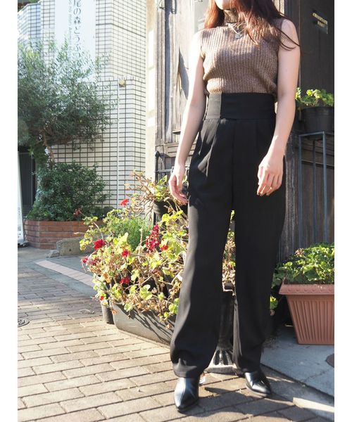 EVRIS（エヴリス）の「ラメタートルノースリーブ（ニット/セーター・レディース・イエロー/ブラウン/ホワイト/ブラック・FREE）」の14枚目の写真