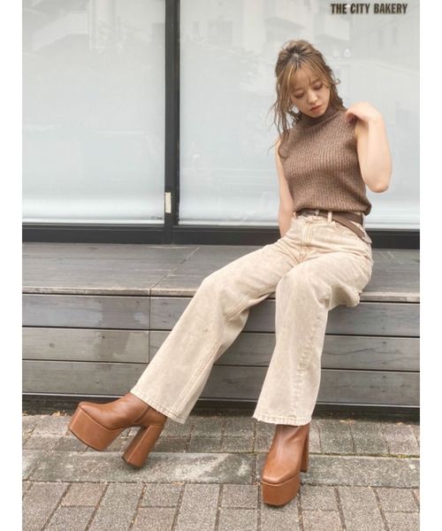 EVRIS（エヴリス）の「ラメタートルノースリーブ（ニット/セーター・レディース・イエロー/ブラウン/ホワイト/ブラック・FREE）」の20枚目の写真